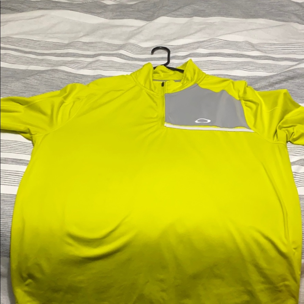 Oakley 1/4 zip